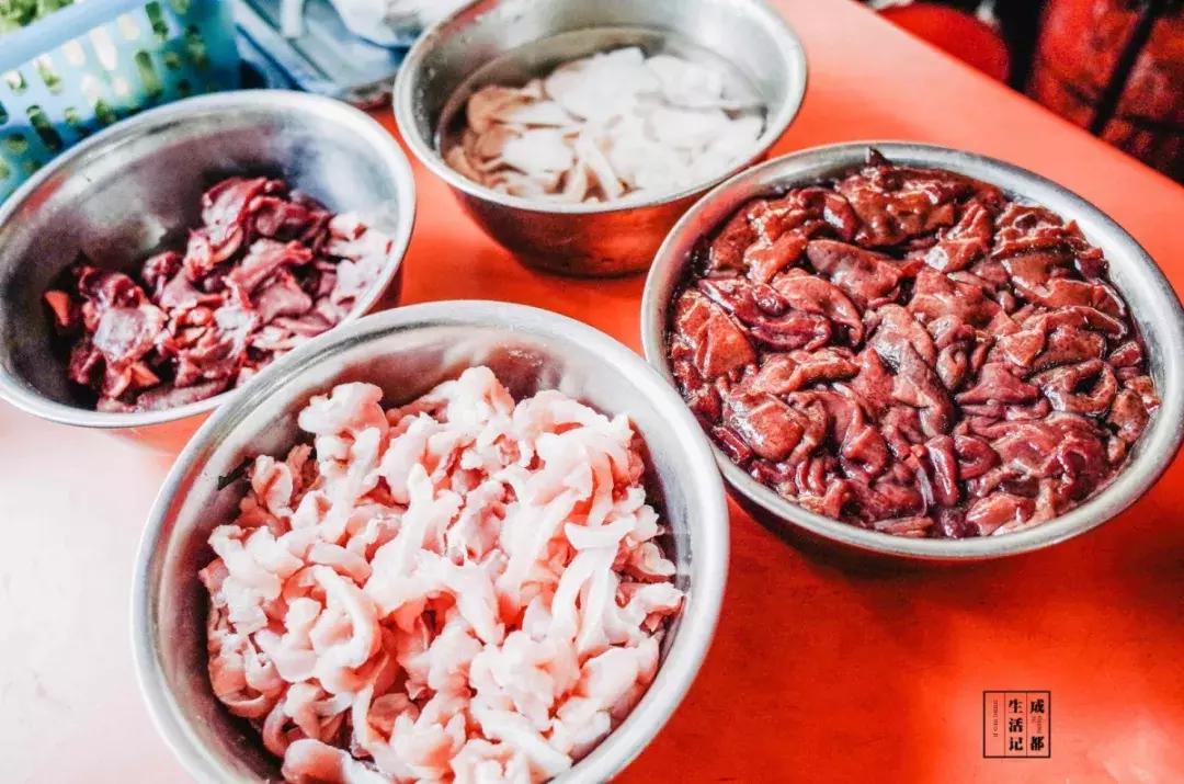 荷花池菜市场必吃美食攻略,荷花池美食一条街