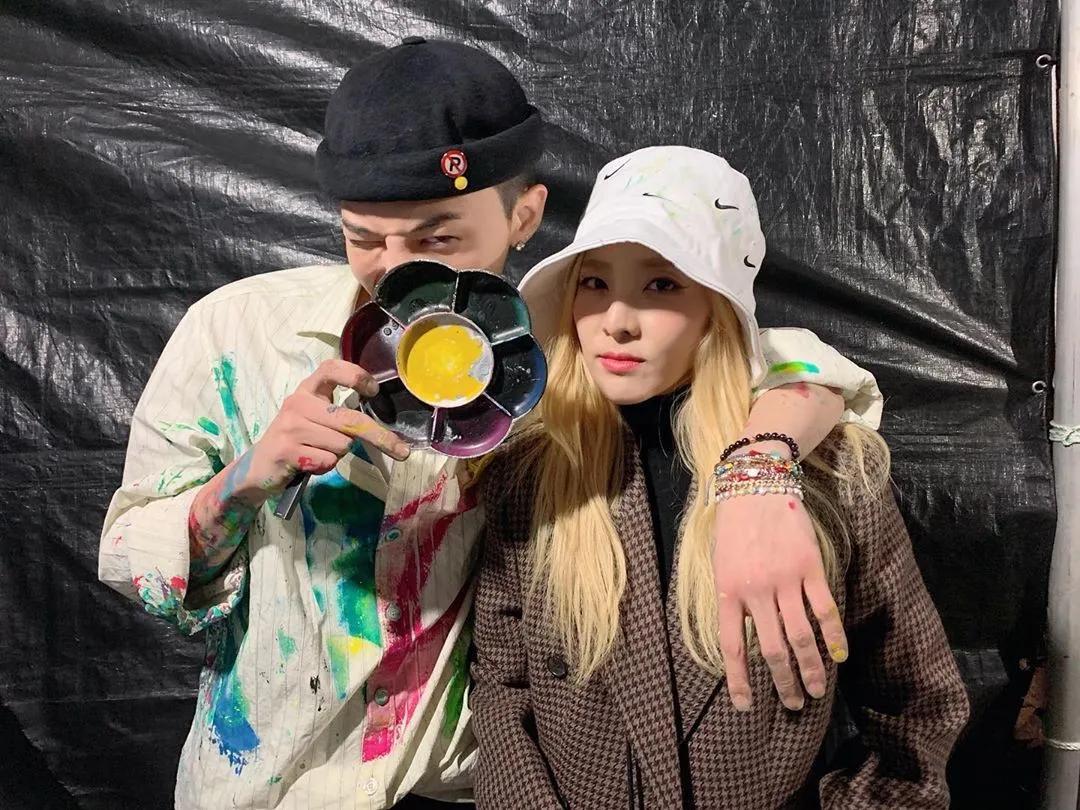 易烊千玺权志龙同款鞋,易烊千玺权志龙造型