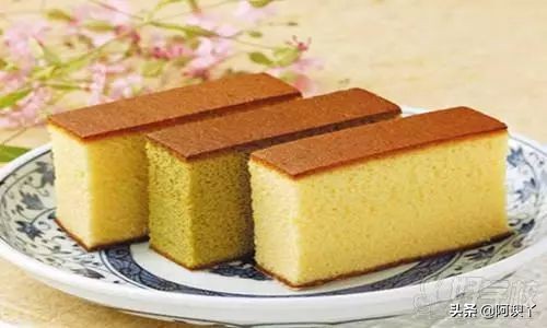 海绵蛋糕怎样才算打好,判断海绵蛋糕成熟的方法