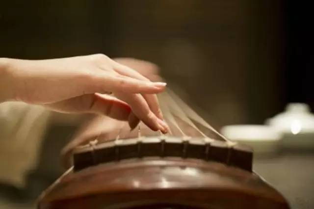 中国古琴十大名曲欣赏,中国古琴十大经典名曲古琴的种类