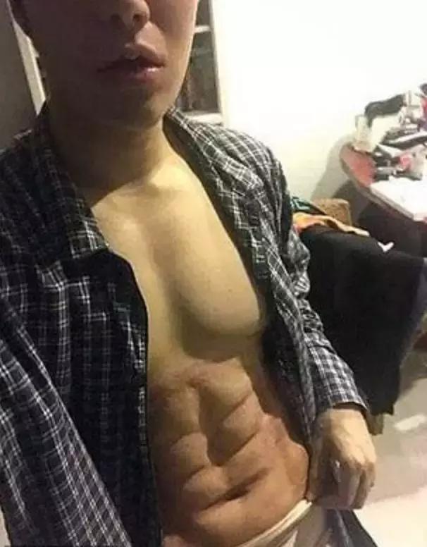 泰国网红花巨资整容30次,泰国网红花费百万整容