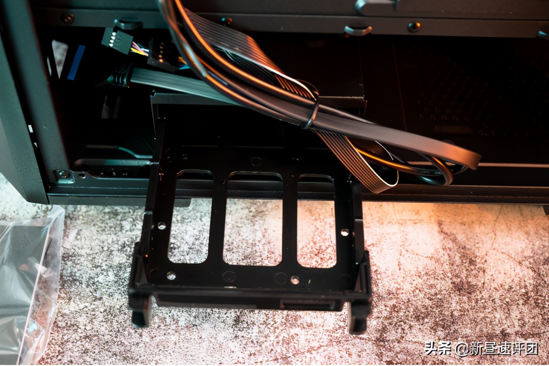 聊一款性价比巨低的笔记本电脑,骨伽魔影i7散热推荐