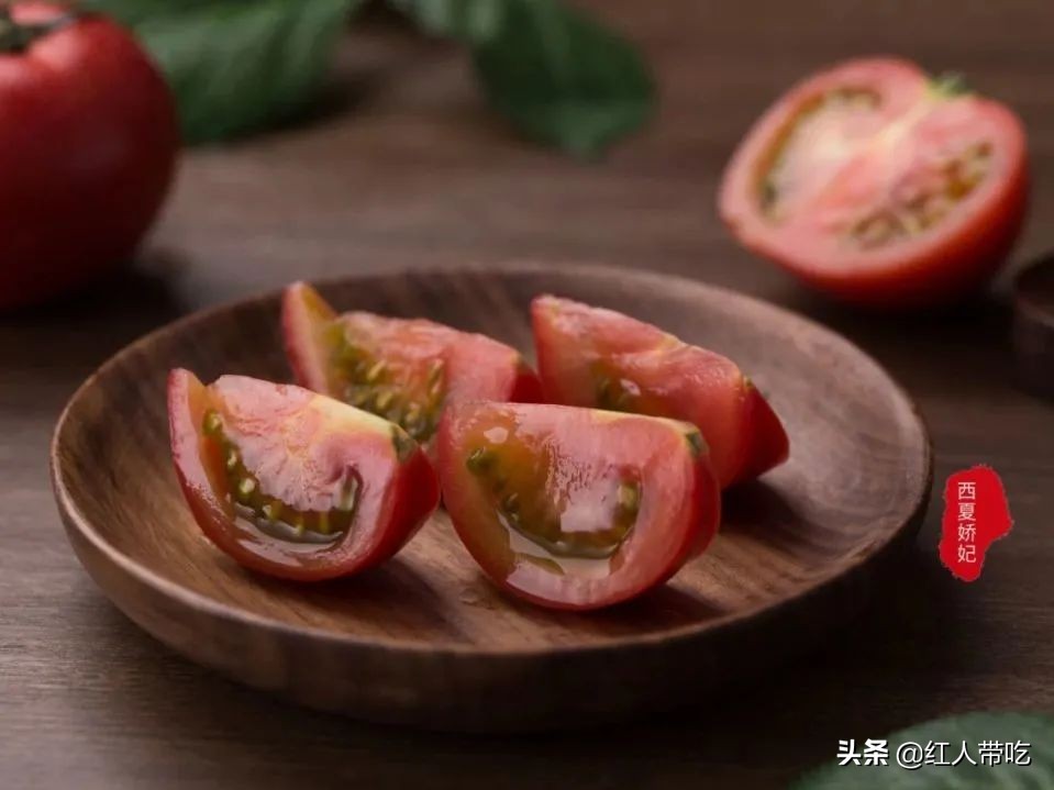 一颗西夏娇妃水果番茄，酸甜美好，像极了小时候的味道