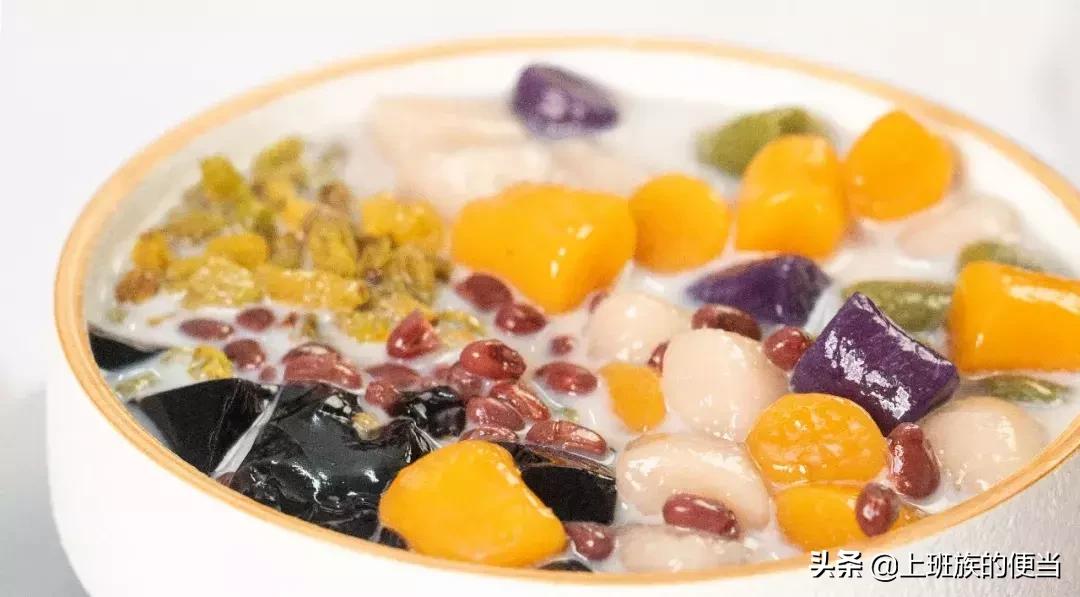 在家两元一碗的小吃,这小吃4元2分钟就能吃上很解馋