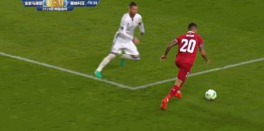 足球常见进攻套路,足球兵法全攻略书籍