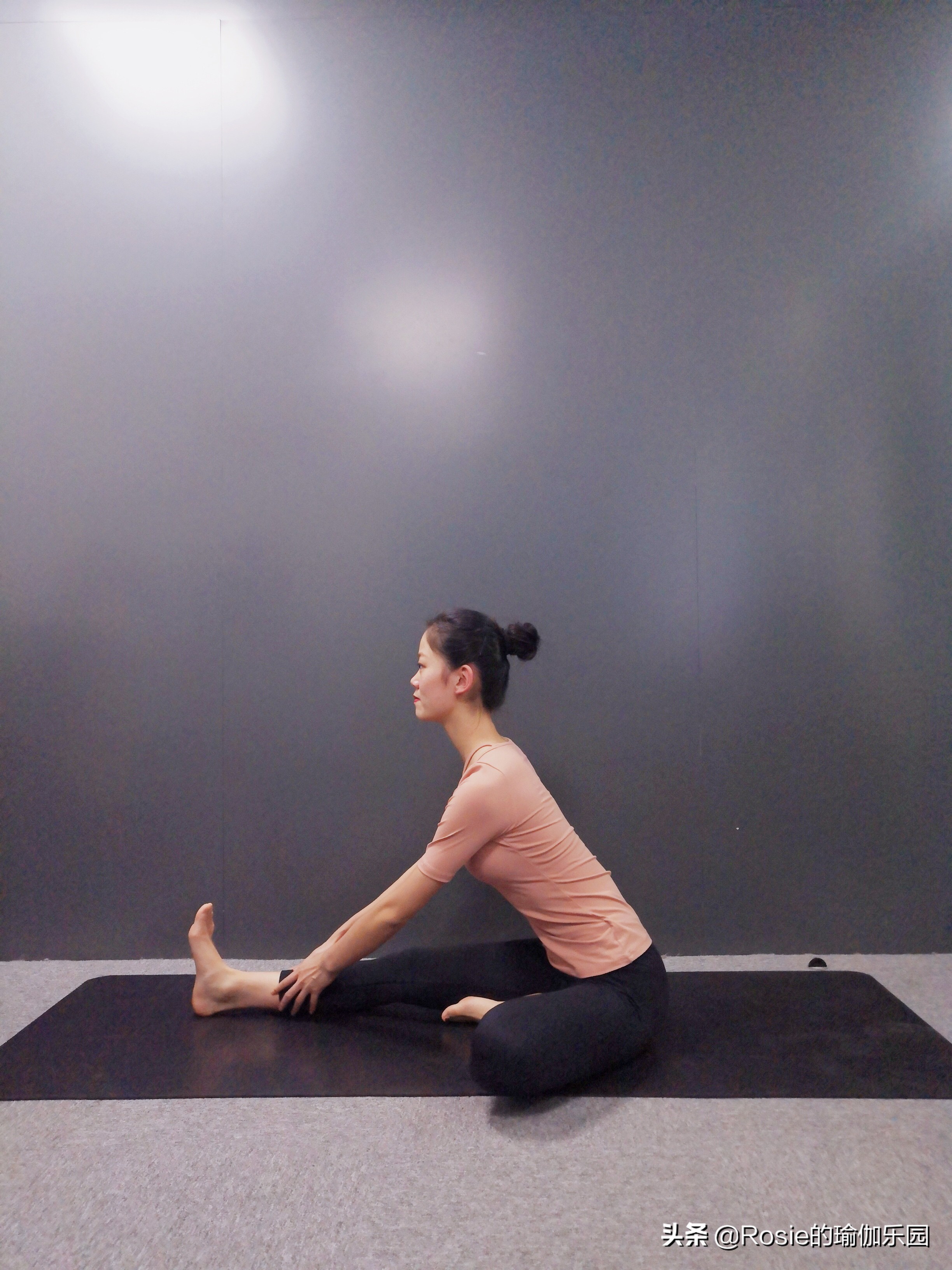 爱穿高跟鞋带来的烦恼,爱穿高跟鞋如何保护脚