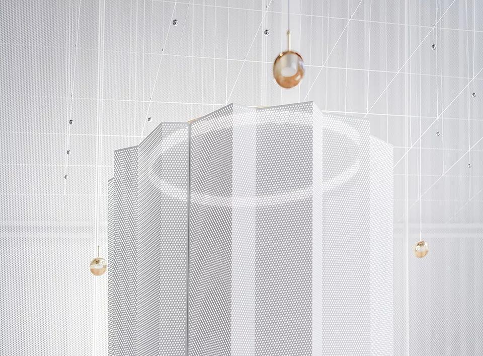 开在上海商场里的咖啡馆,用店面造型让月销量猛冲