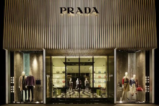 听说有人看不起爱豆？！醒醒吧，蔡徐坤教你做人