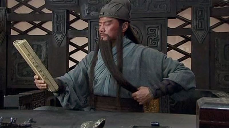 诸葛亮身高八尺相当现在的多少米,据三国志记载诸葛亮身长多少尺