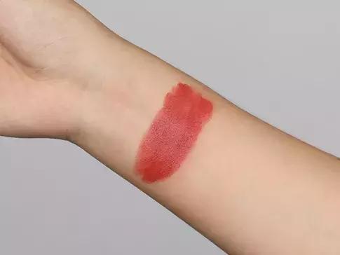 看着廉价的口红颜色,什么口红颜色不明显还好看