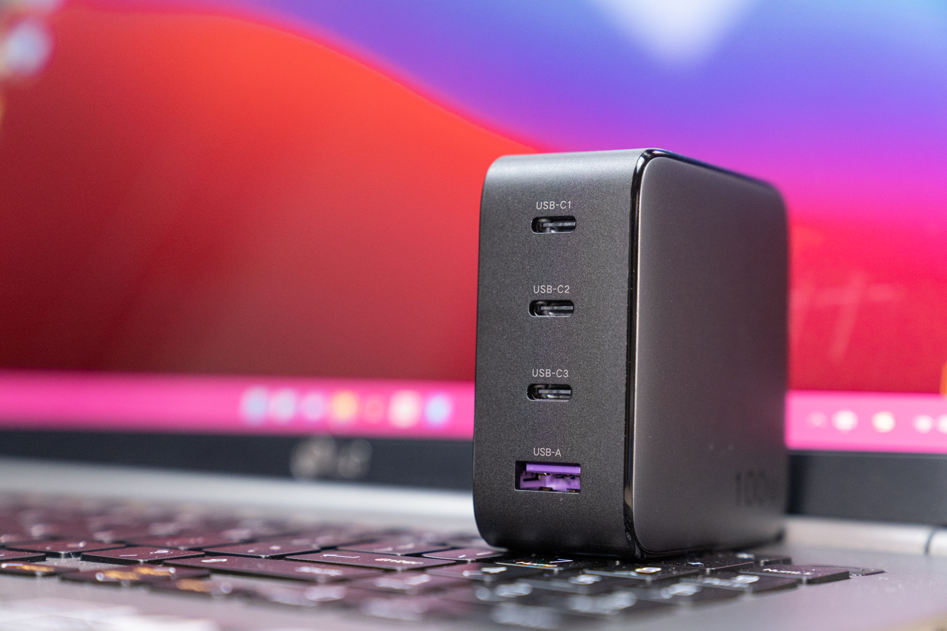 绿联30W氮化镓快速充电器,绿联闪充湃氮化镓充电器45瓦测评