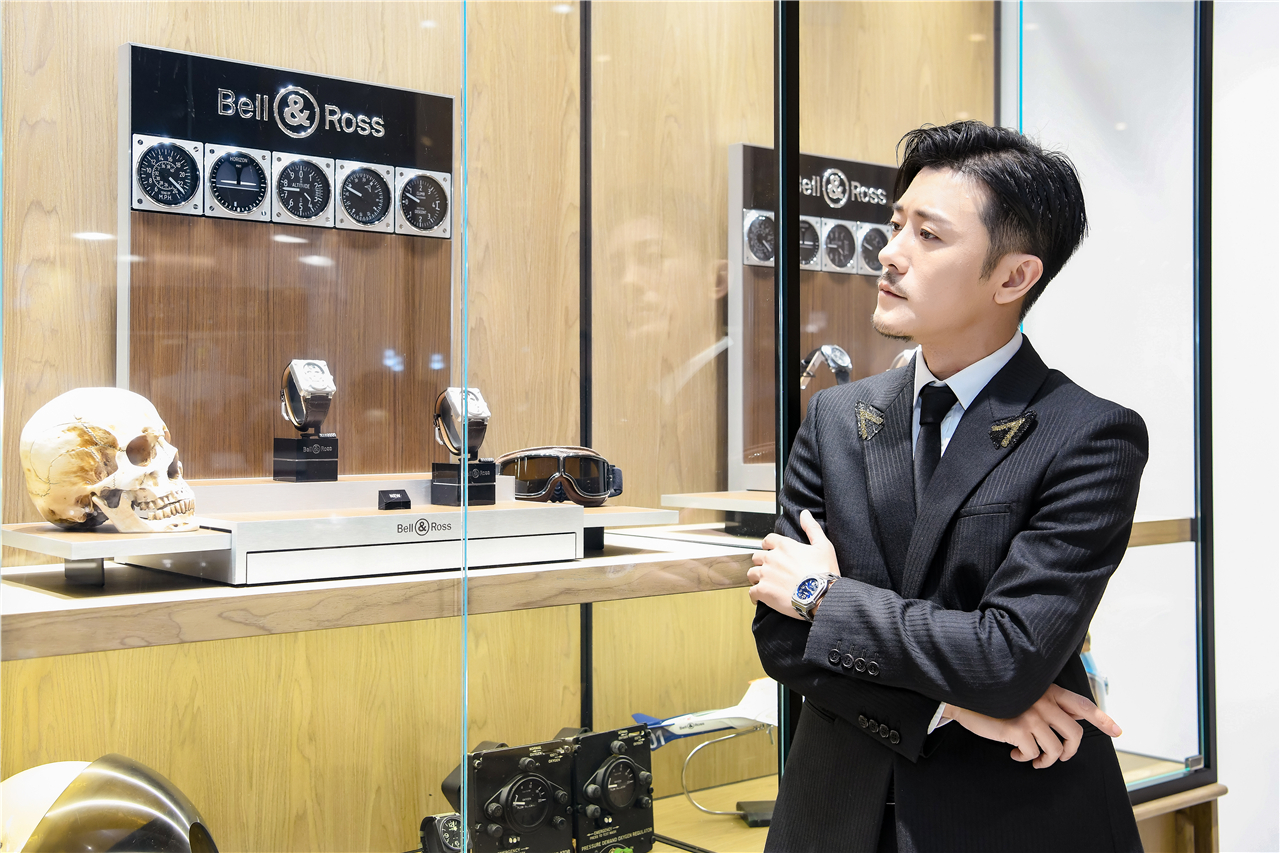 都市探险，柏莱仕手表国内第一家线下店开业有惊无险，好比微小说