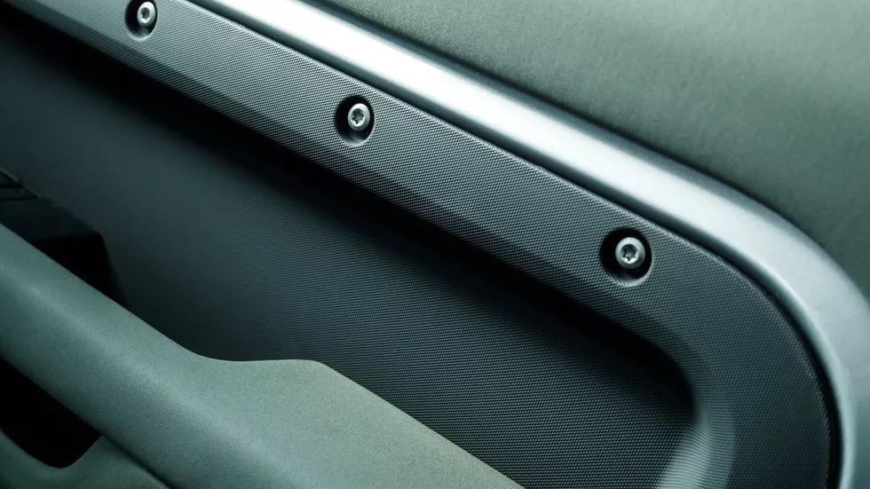 2023款路虎卫士110p400x驾驶感受,2024款路虎卫士110版测评