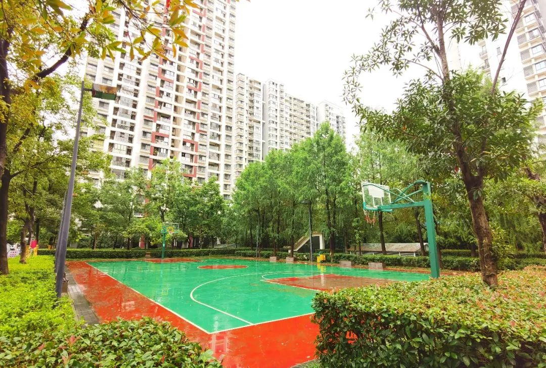 今天,我要好好夸下无锡这个学区房的物业