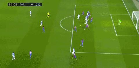 武磊三十而立纪录片,武磊复刻足球小将