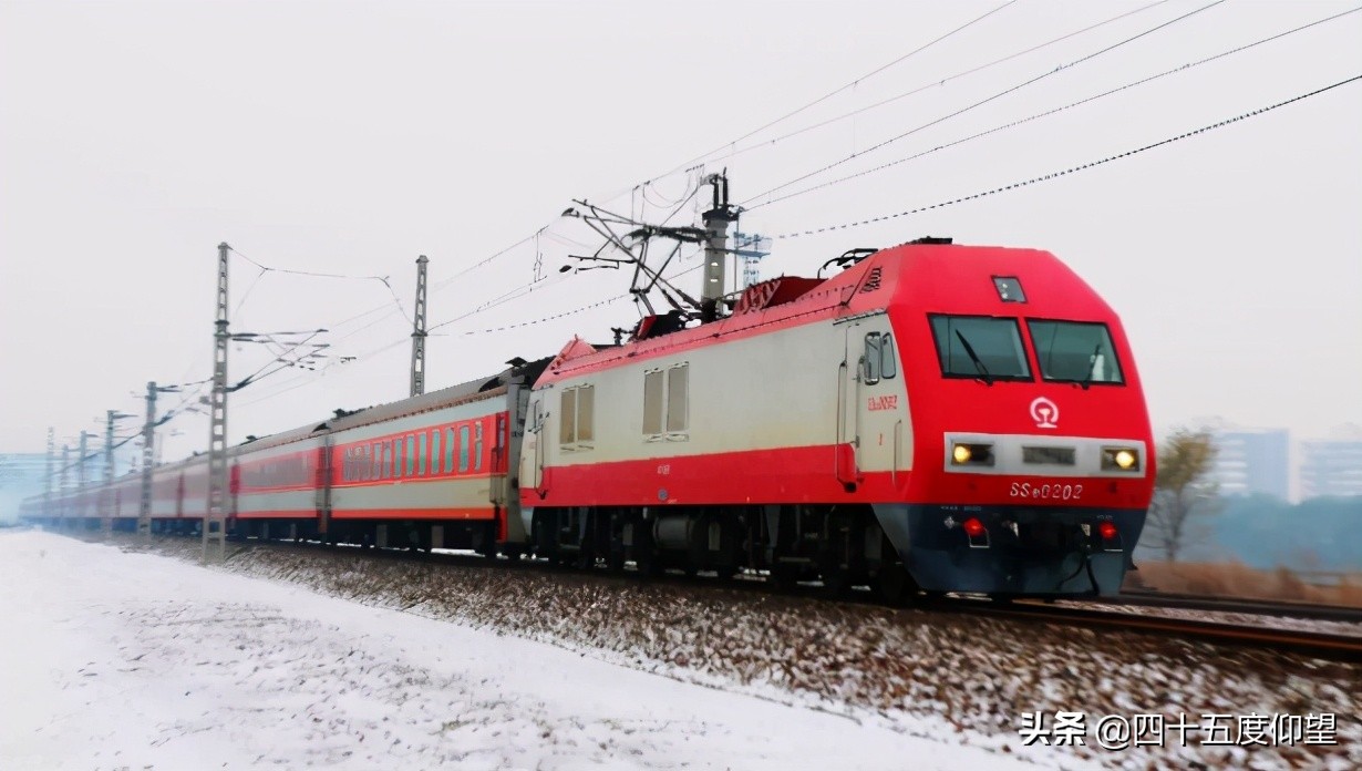 火车慢车和快车里面有什么区别,火车k开头的是快车还是慢车