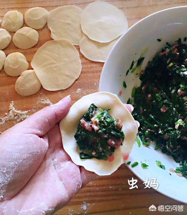 水煎包怎么做才能外酥里嫩,水煎包如何做色香味俱全