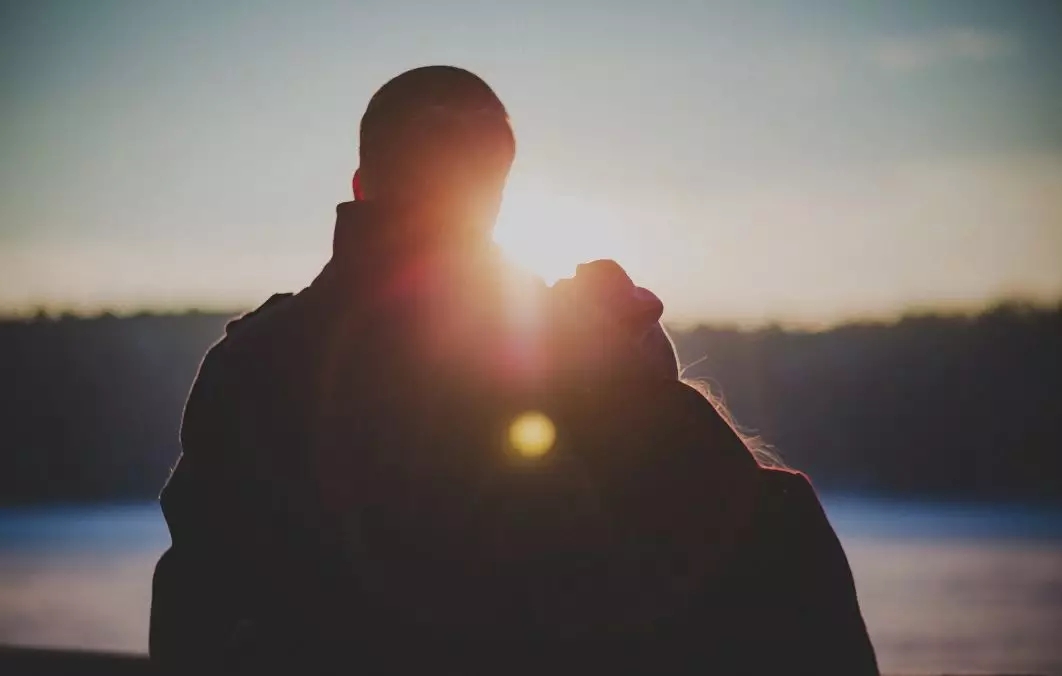 男人怎么快速走出失恋阴影,网恋失恋了怎么快速走出