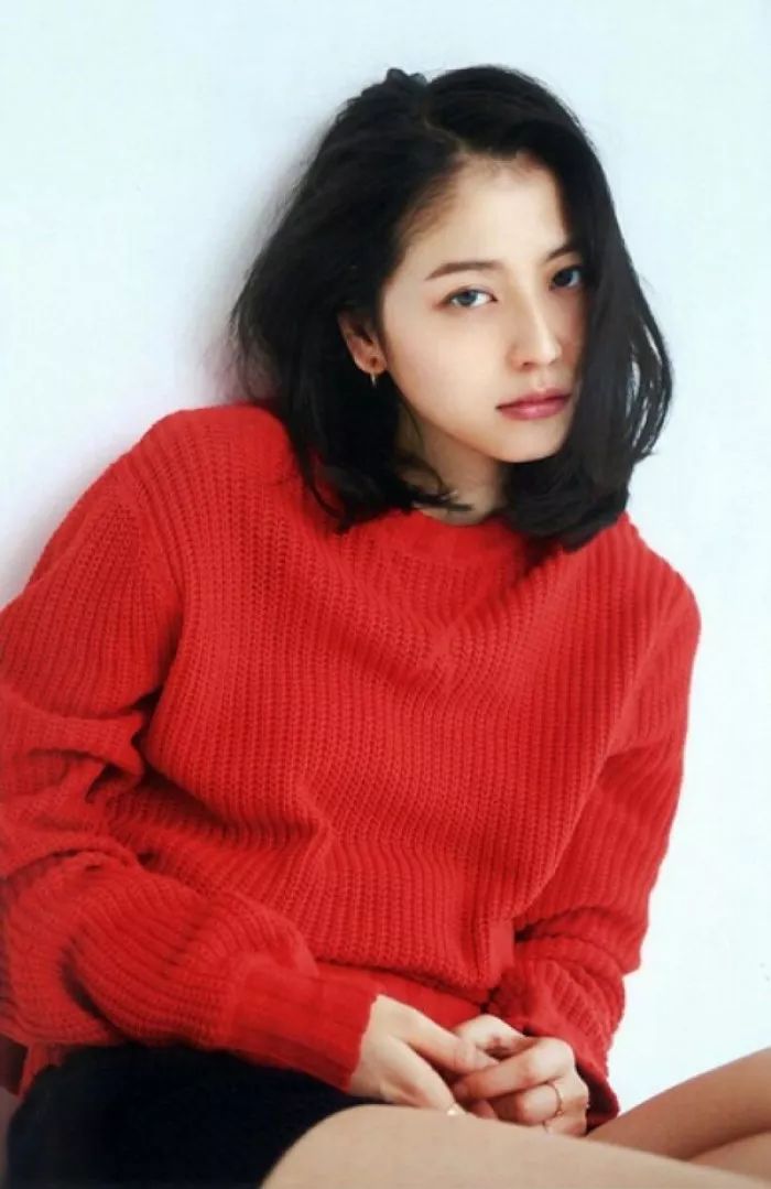 圆脸短发发型女2021流行发型日系,适合脸大圆脸的发型只剪不烫