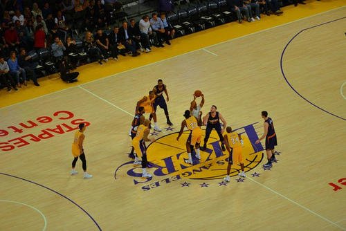 nba裁判赛前准备,nba裁判准备比赛