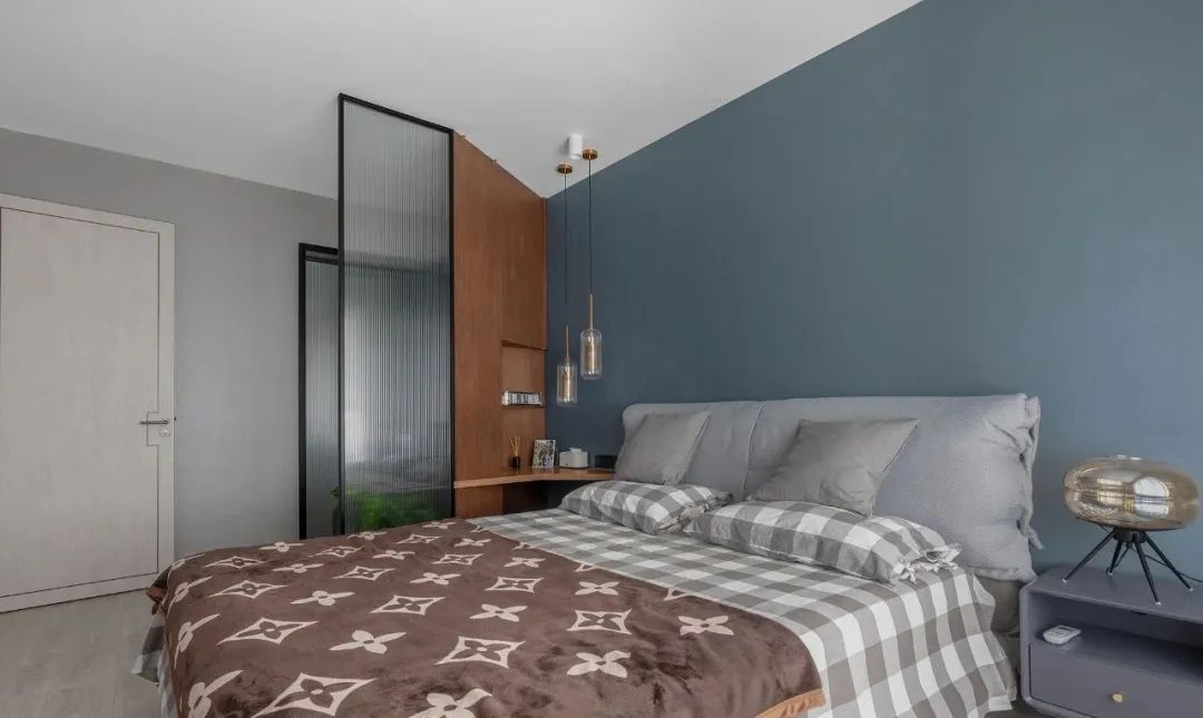 厨房加开窗，开放式衣帽间，一个人住95平的自由