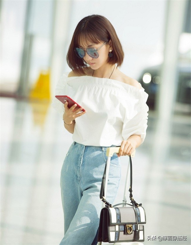 嫌弃T恤老土，换上一字肩上衣！为你的造型解腻