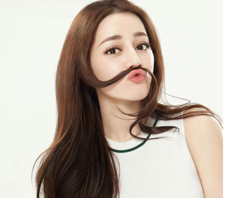 小花们也是拼啦,为了扮丑真是什么都做的出来,形象都不要了