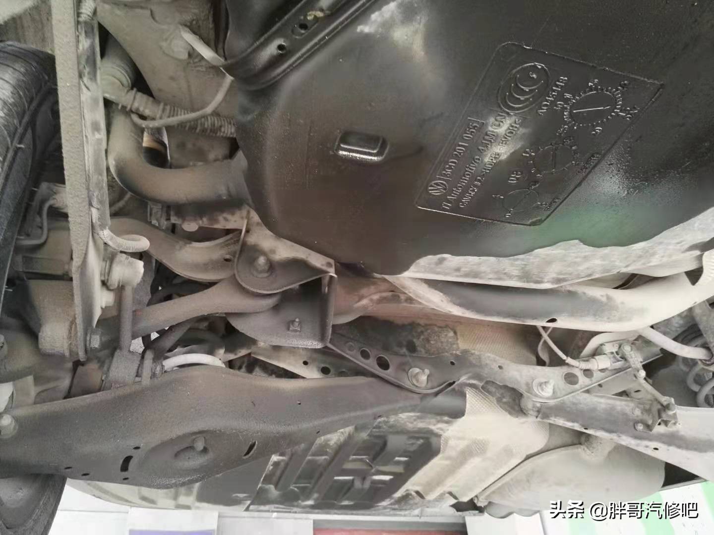 新迈腾会漏油烧机油吗,迈腾发动机漏油视频