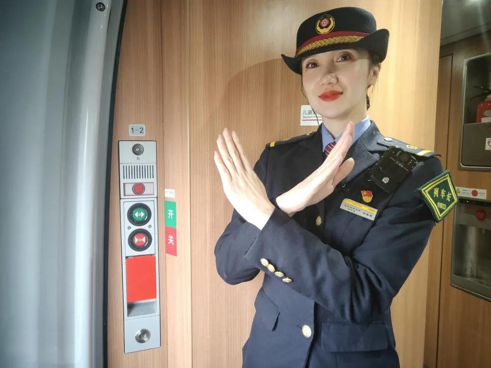 高铁上这些设施不是你想碰就能碰