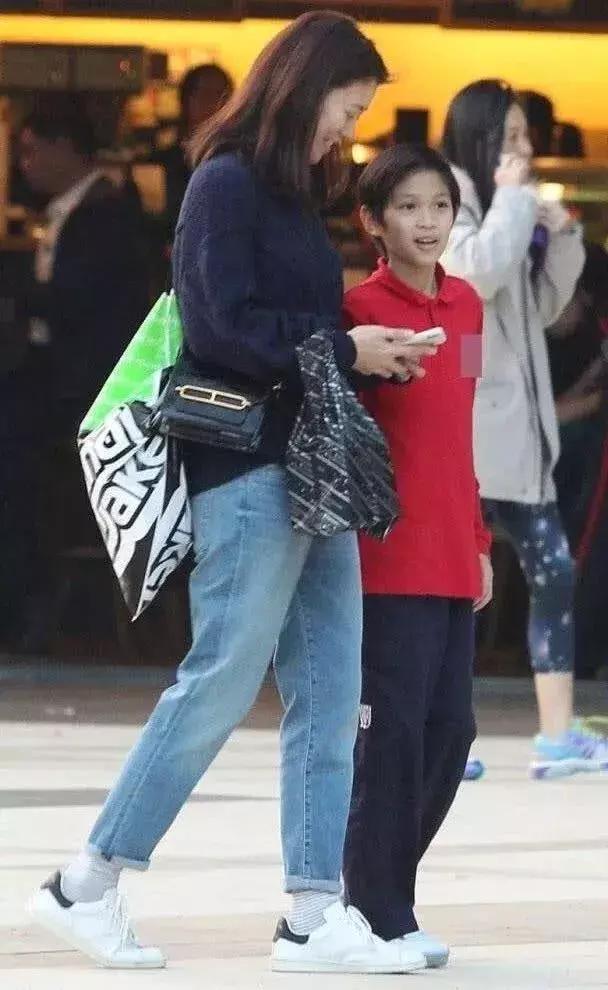 张智霖说袁咏仪爱马仕,张智霖买袁咏仪包包