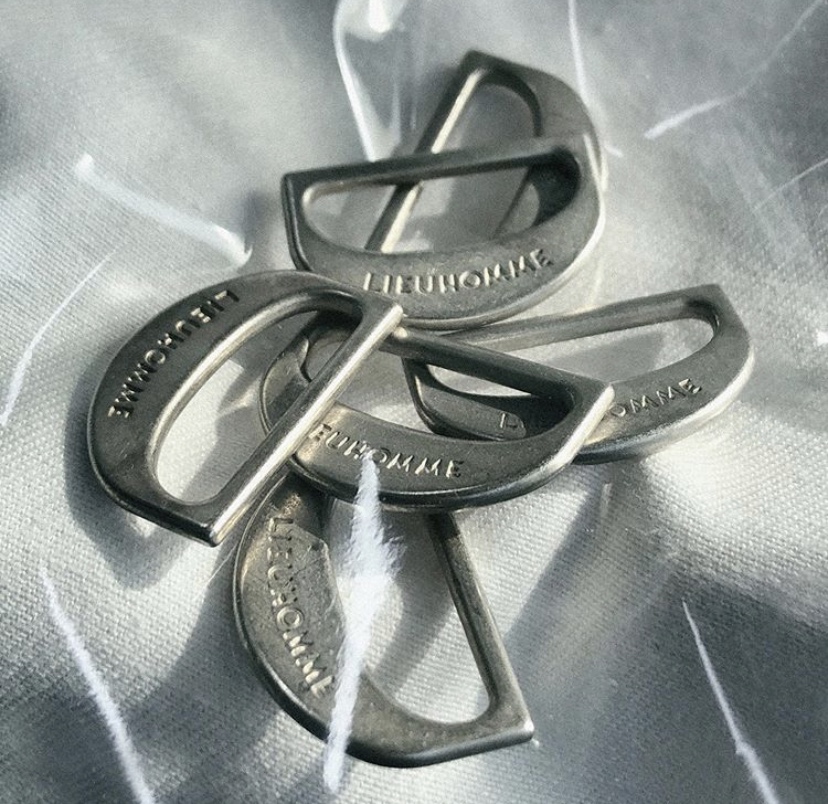 韩国男装搭配高级品牌,韩国男装品牌搭配