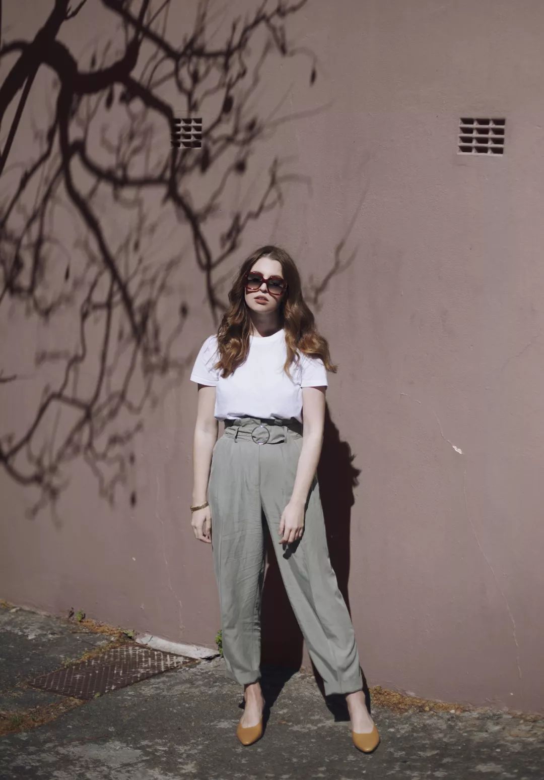 小白鞋ins潮白搭国潮,小白鞋过时了现在流行这5款鞋