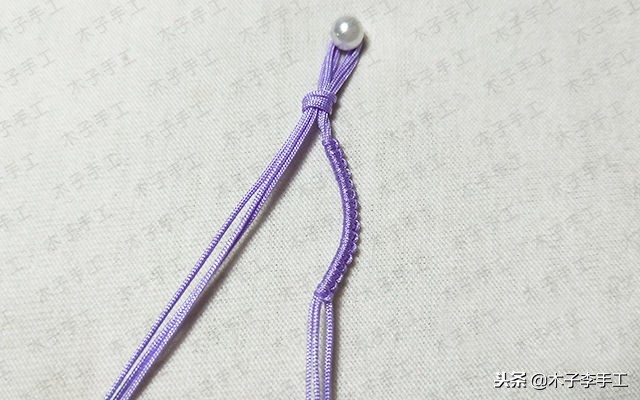 心形手链编法图解视频,手工串珠心形笔筒图解大全