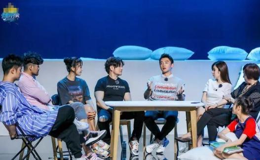 王晓晨和郑恺的关系,郑恺陈赫王晓晨江疏影同学聚会