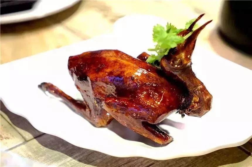 老板疯了五元一桌子菜,老板疯了系列零食