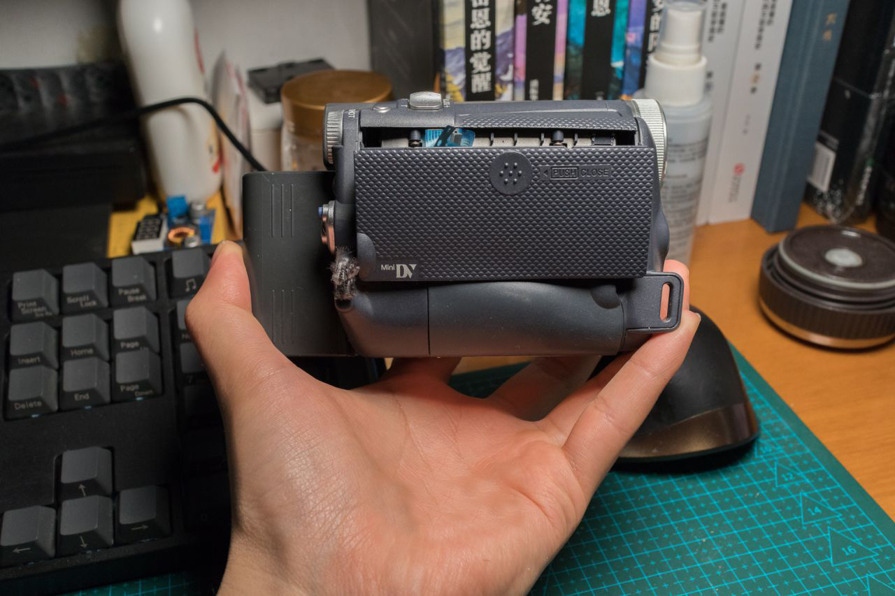 老款磁带dv摄像机工作原理,手持dv磁带摄像机