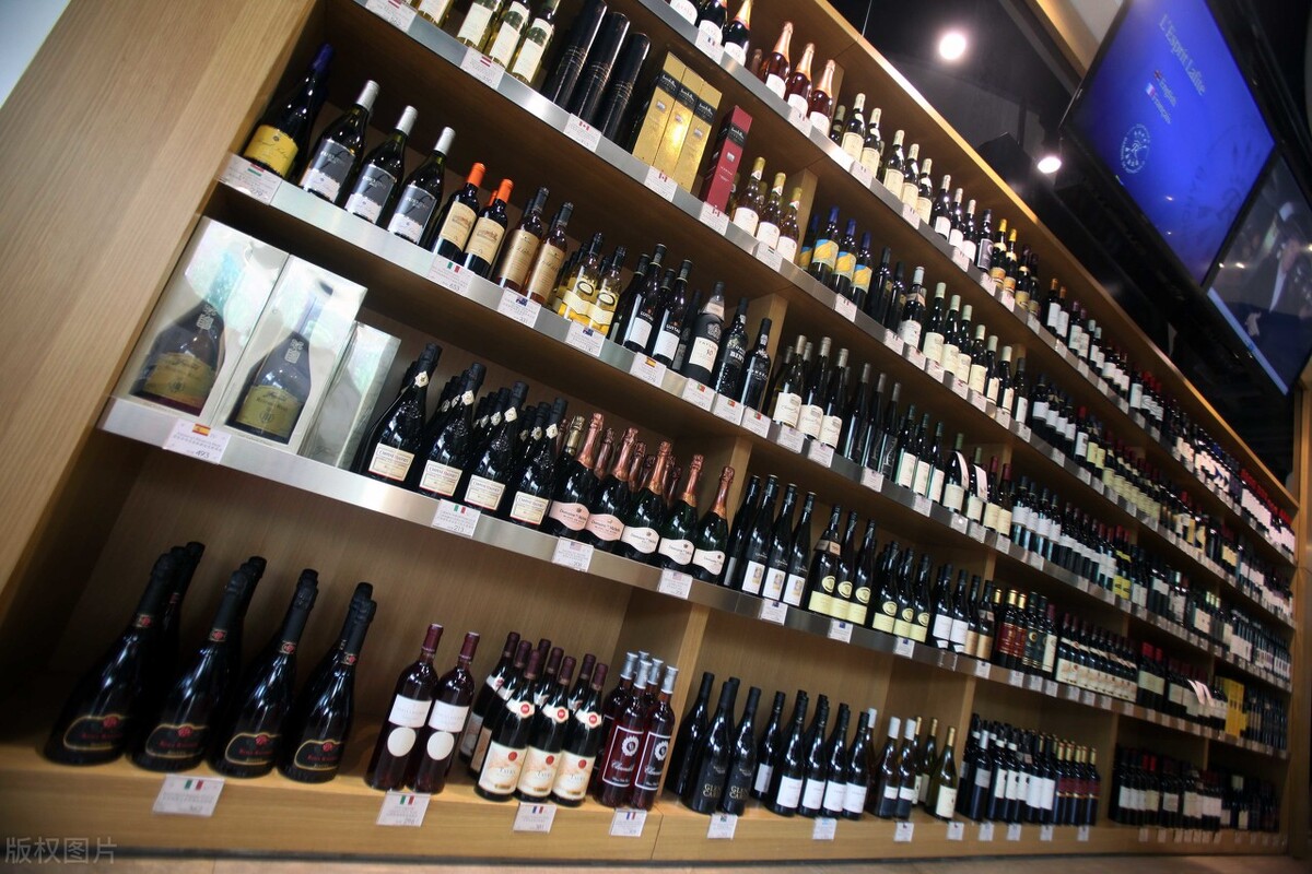 拉菲红酒价格和成分,拉菲传奇跟正牌拉菲怎么区分