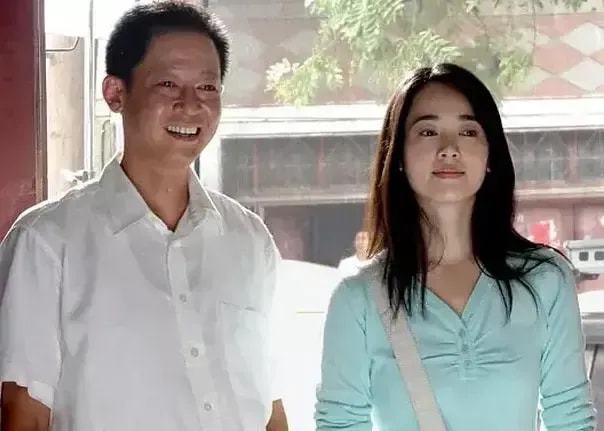 遥远的救世主中世上本没有救世主,遥远的救世主其中救世主指的是谁