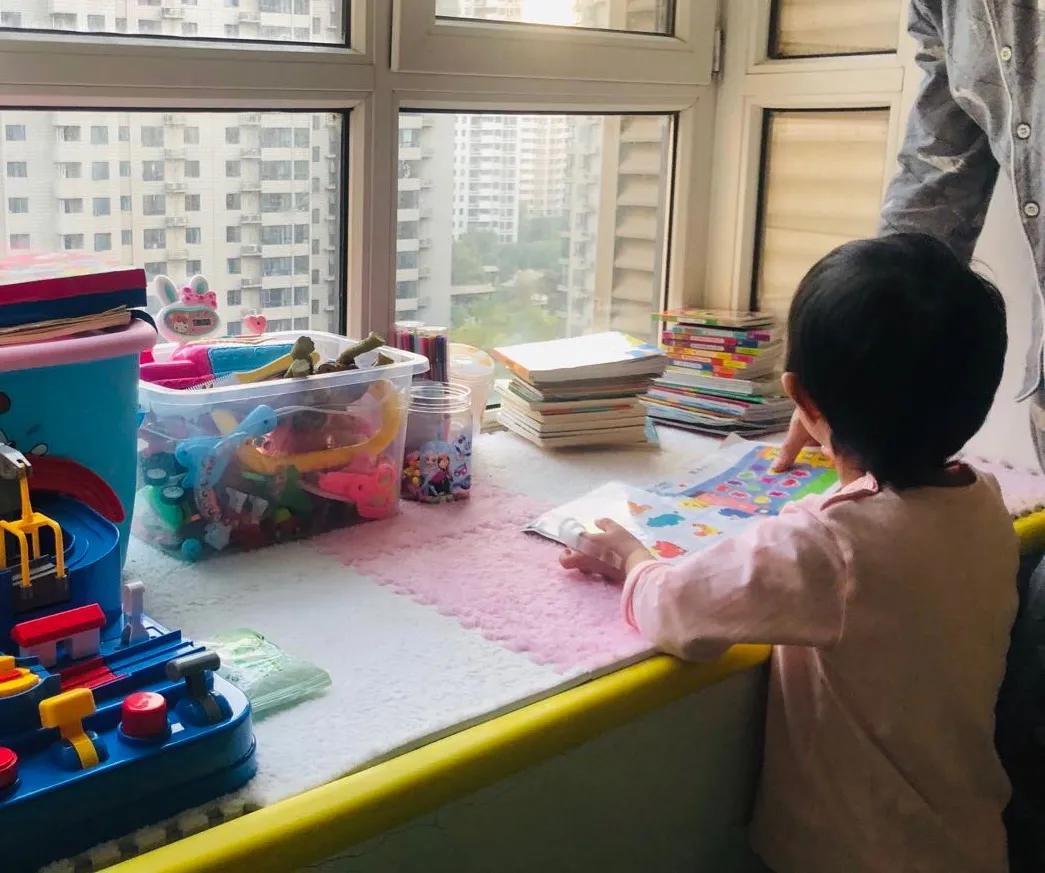 儿童普通红点和白血病红点,白血病初期小红点图一岁宝宝