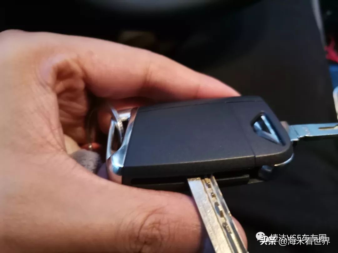 捷达vs5钥匙没电了该怎么办,捷达vs5没电如何用钥匙打开车门