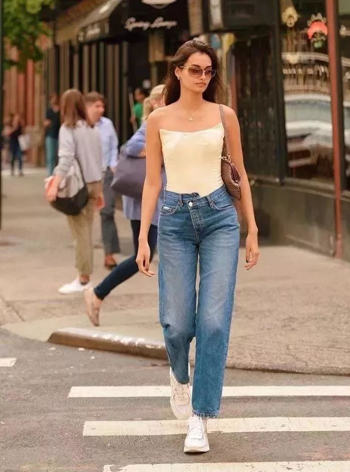 小心机简约设计风格,设计感小心机不规则假两件