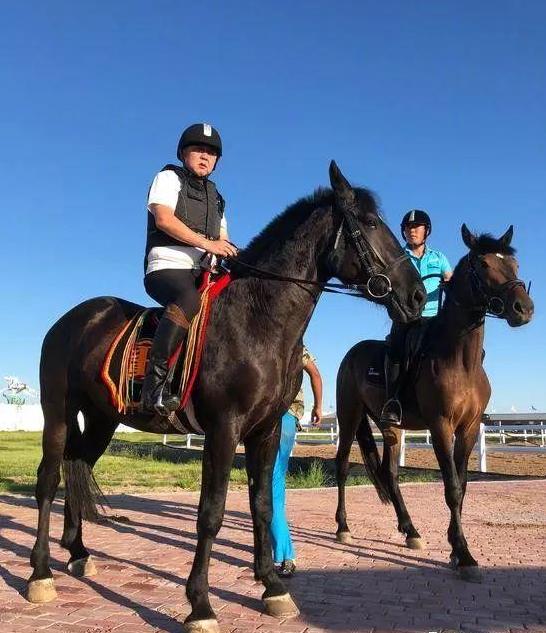 于谦赛马冠军完整版,郭德纲于谦最新相声赌论