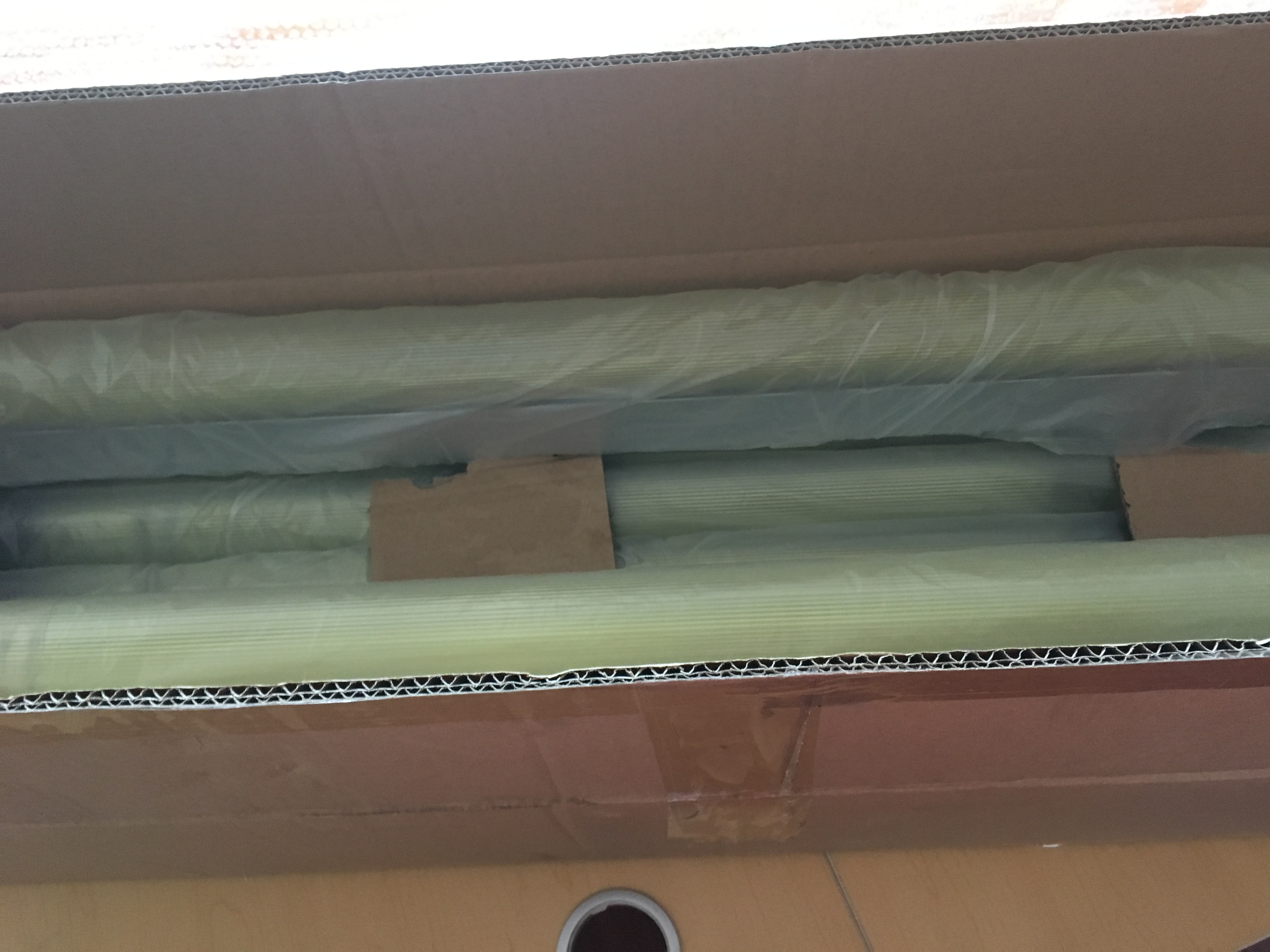 汽车工厂流水线照明灯,汽车生产线用什么灯管