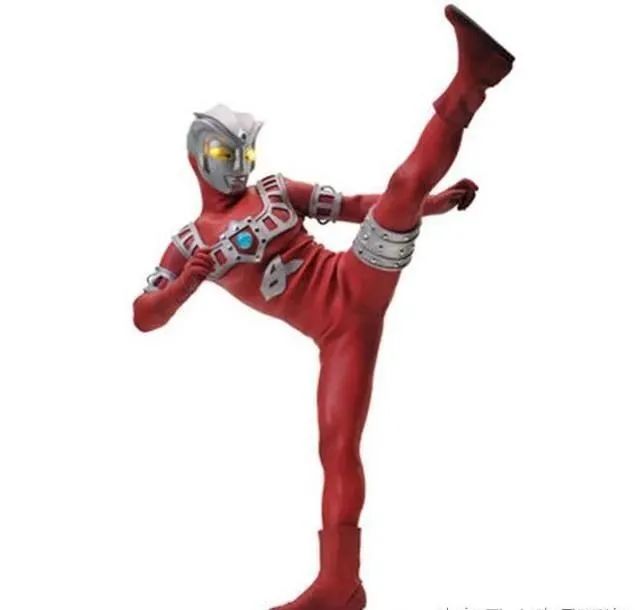 泳池里有“小蝌蚪”，女生游泳会怀孕吗？