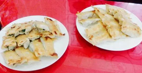 天津锅贴的正宗做法,天津红桥最好吃锅贴