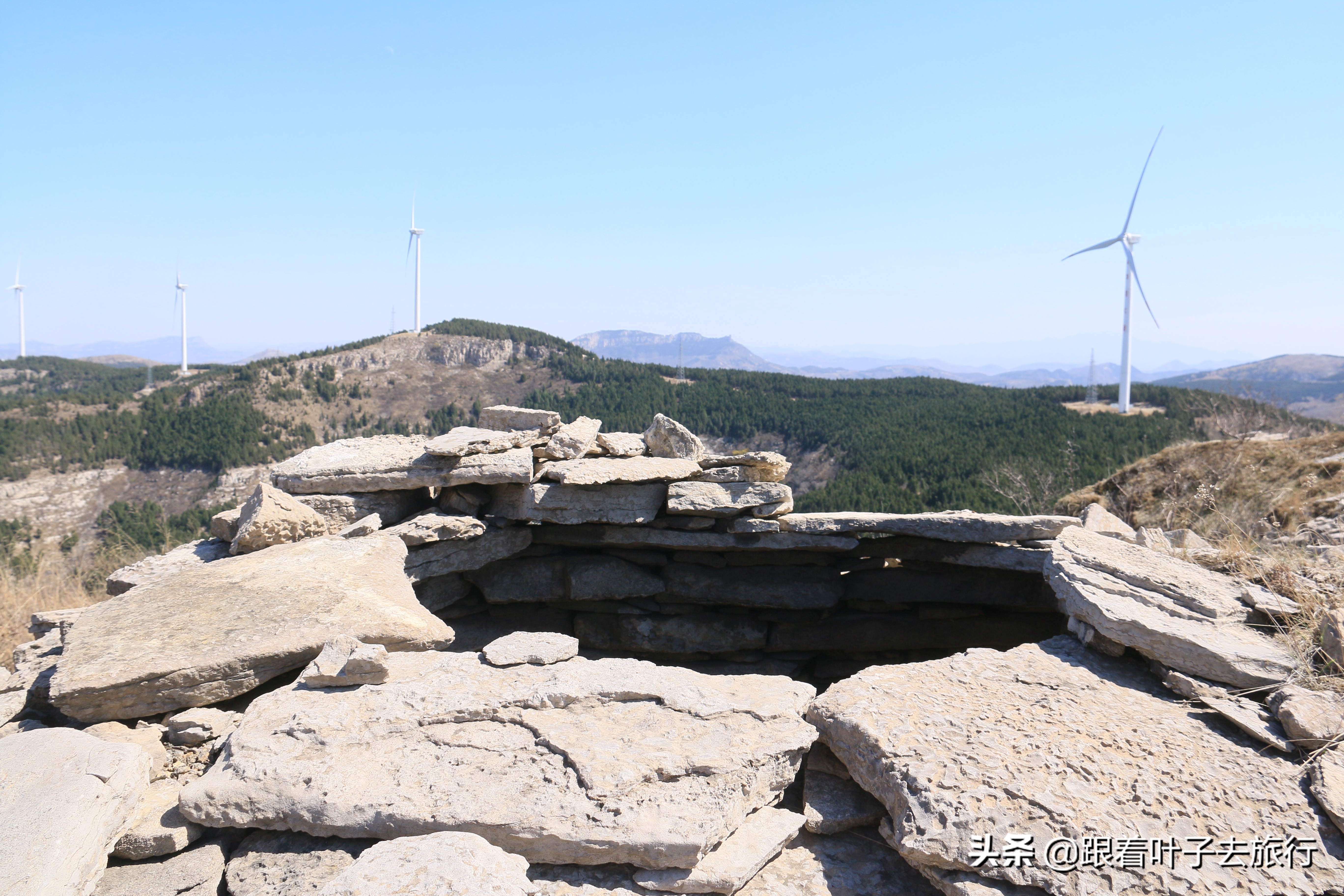 济南大山上发现一个石屋,济南长清梯子山