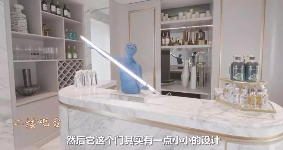 住1万楼是什么体验,住进超大豪宅是什么体验