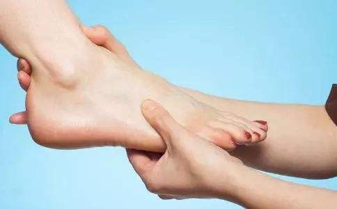 焦虑症心跳很快,为什么焦虑症的人都感觉心跳快