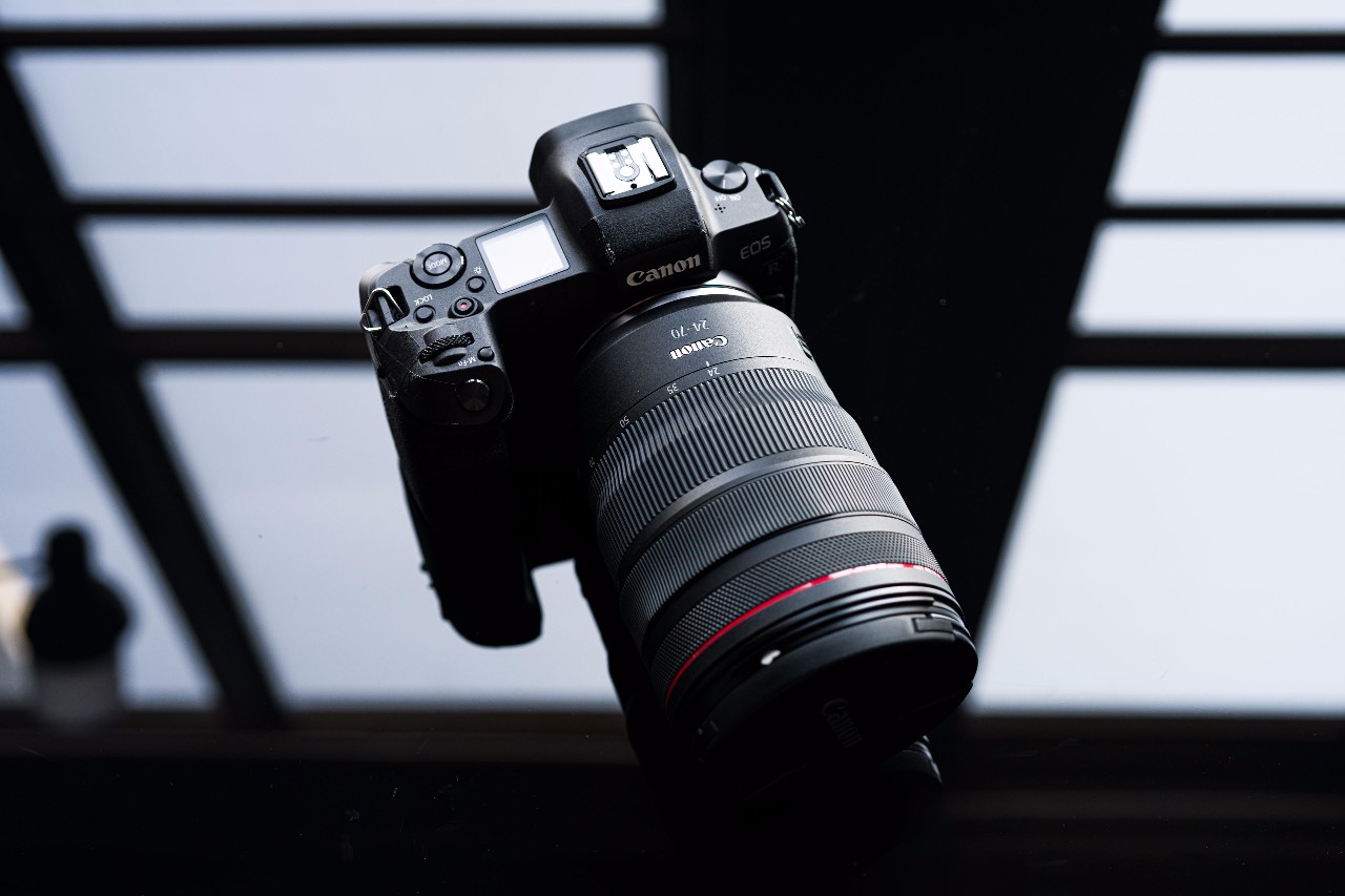 佳能rf大三元镜头2470,佳能rf24702.8防抖吗