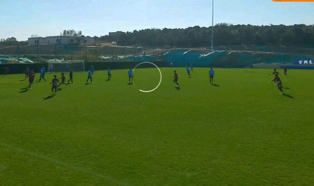 大连人2:0战胜广州城,大连人2比1逆转青岛拉尔森进球